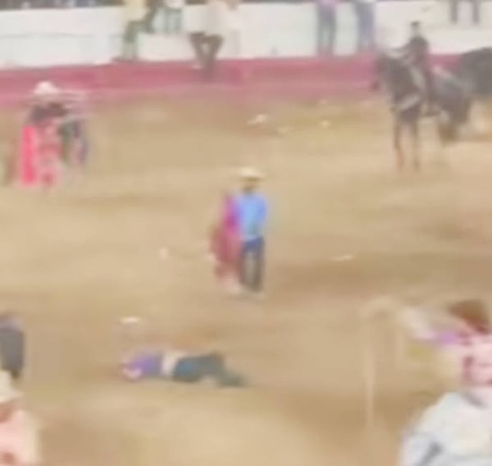 TORERO AFICIONADO MUERE EN HUITZUCO, GRO., MÉXICO EN 2025
