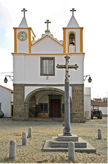 TORO MATA A CORREDOR EN SAO MANCOS, PORTUGAL EN 2025